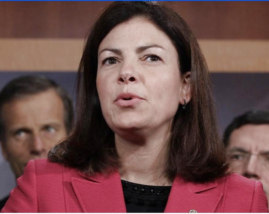 It's so good jerking off to conservative Kelly Ayotte #35039722