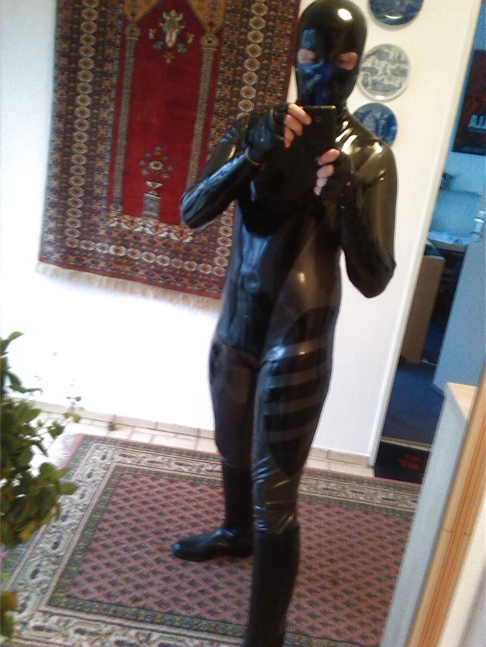 Il mio nuovo catsuit in lattice da latexcrazy
 #39702713