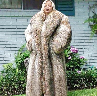 Fur coats #24915570