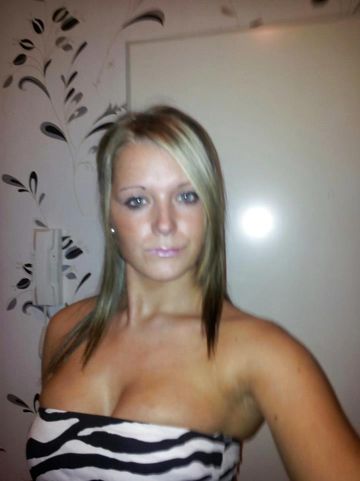 Chicas alemanas (al azar 2)
 #36549651