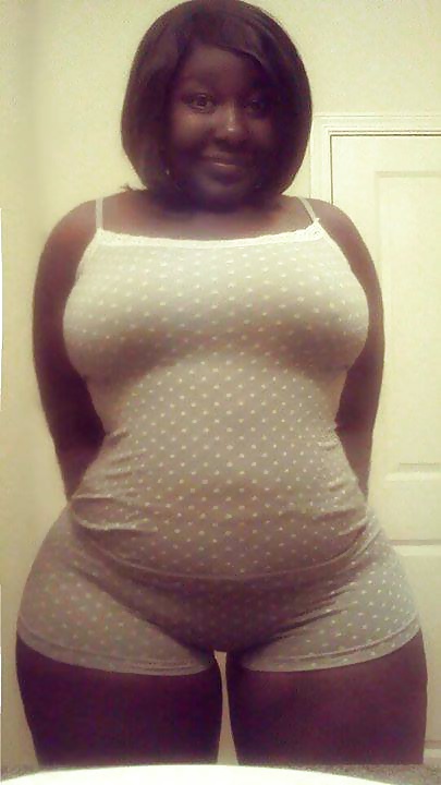 Nothin budd busty!
 #30273635