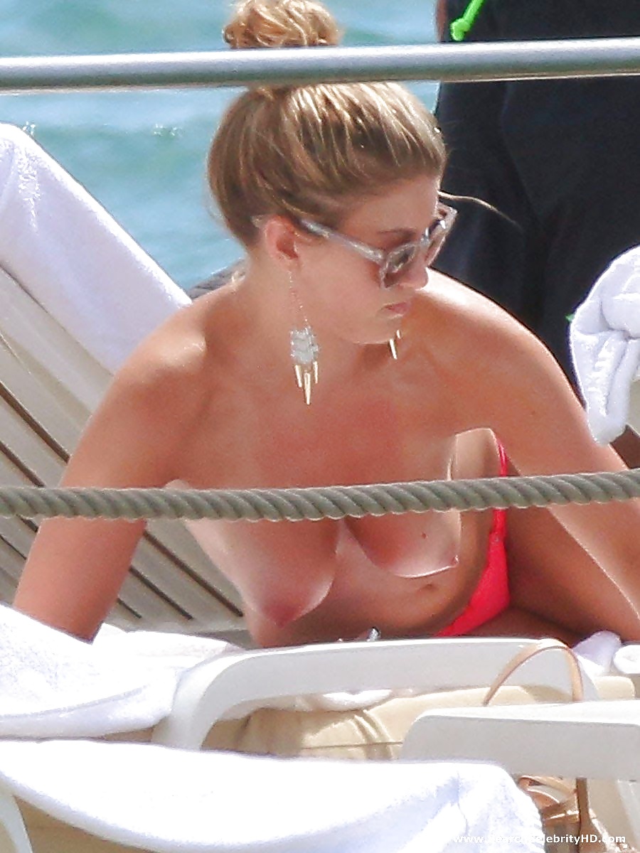Amy Willerton Topless on the Yacht in Cannes #28538672