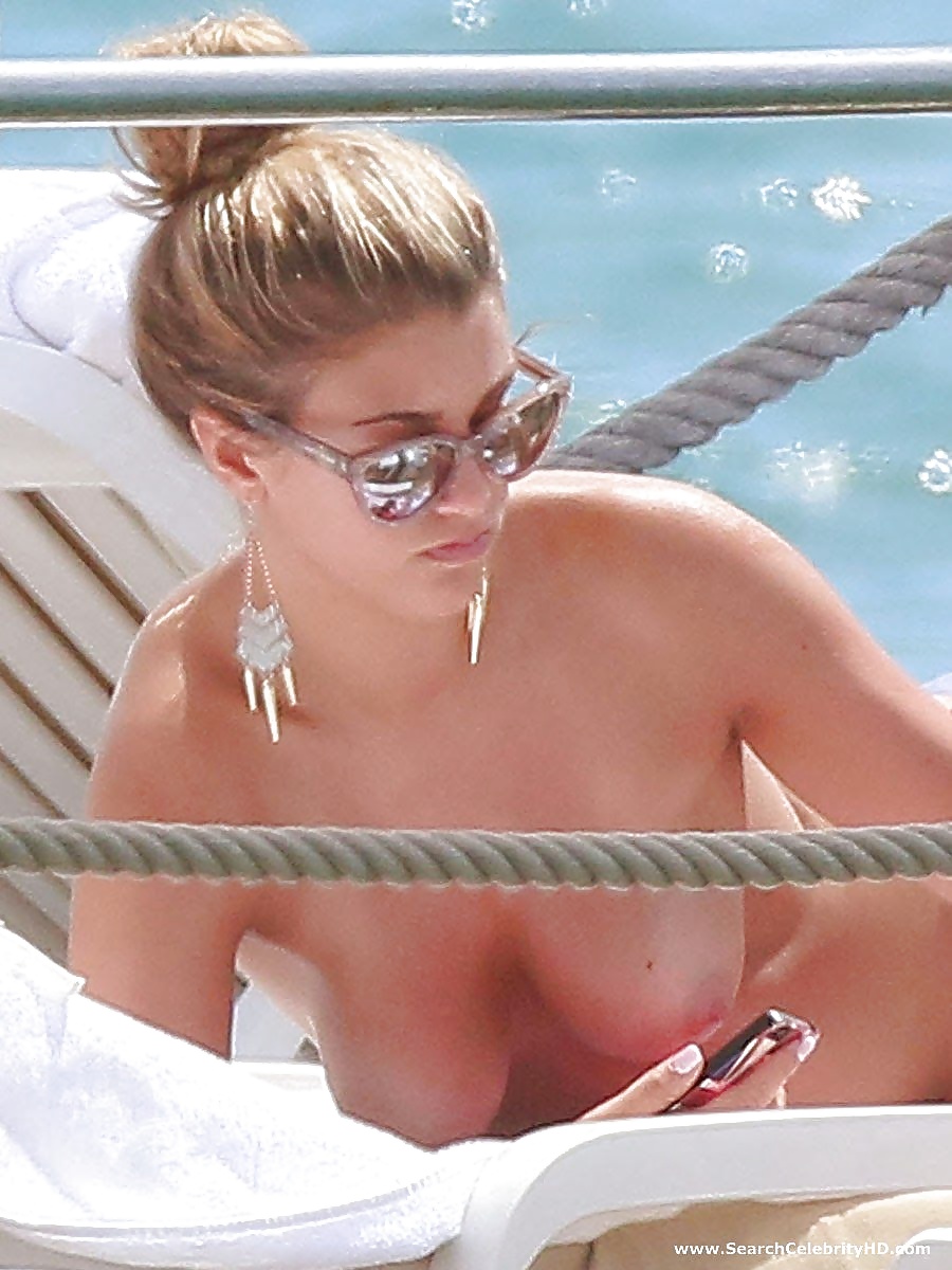 Amy Willerton Topless on the Yacht in Cannes #28538685