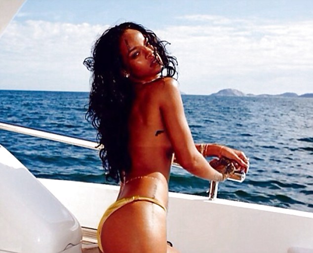 Rihanna: g-string sexy culo in Brasile (omfg!!) - ameman
 #24733976