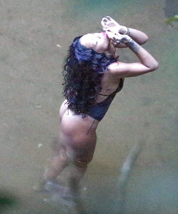 Rihanna: G-String Sexy ASS in Brazil (OMFG!!) - Ameman #24734017