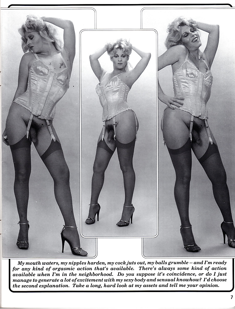 Pechos bonitos con picos 
 #27936002