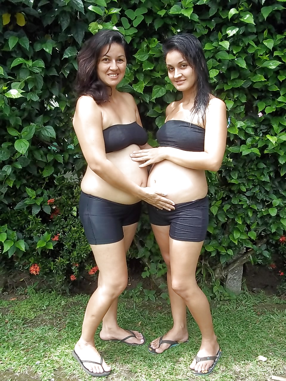 Lesbianas embarazadas
 #35476196