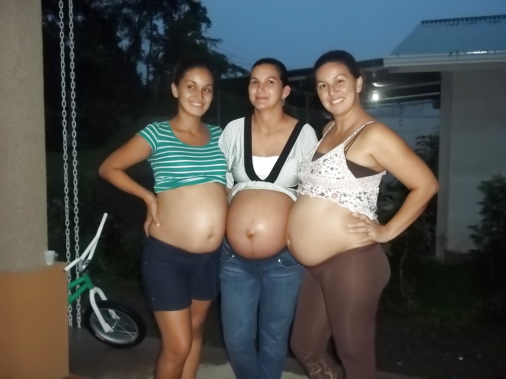 Lesbianas embarazadas
 #35476238