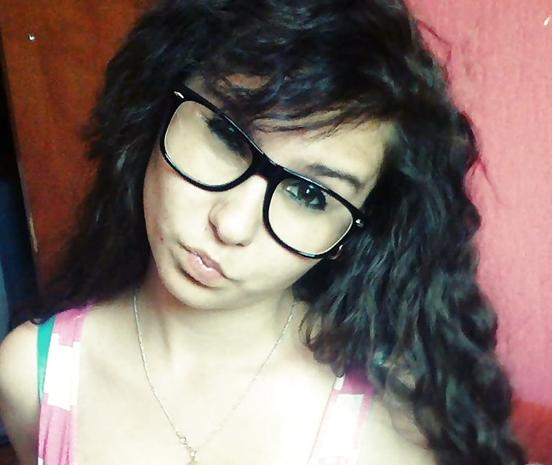 Polieren Teenager In Gläsern #38714880