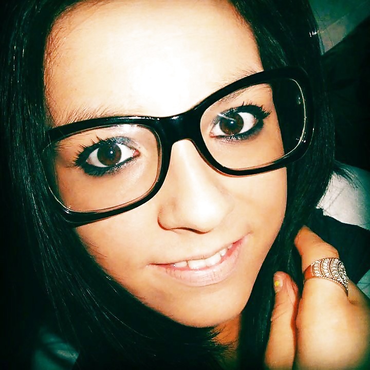 Polieren Teenager In Gläsern #38714899