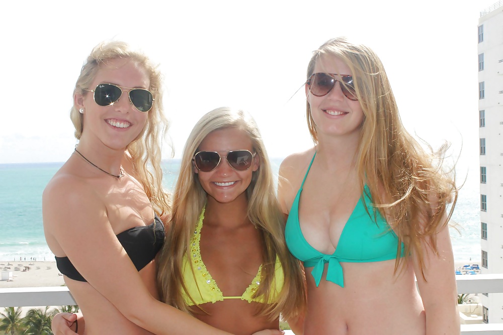 Huebsche girls 2
 #27349245