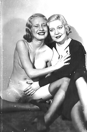 Vintage Erotic - Lesbians #23284981