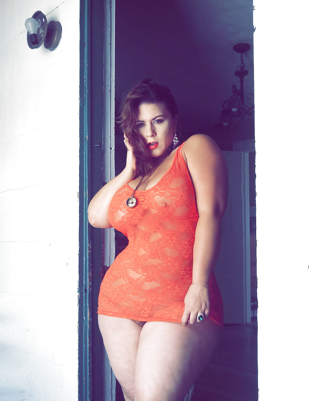 Pawg: once u had meat u will never go back 2 bones #3
 #28455993