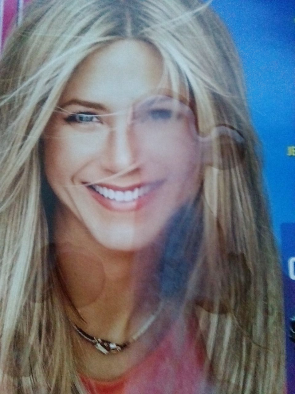 Jennifer aniston
 #40013378