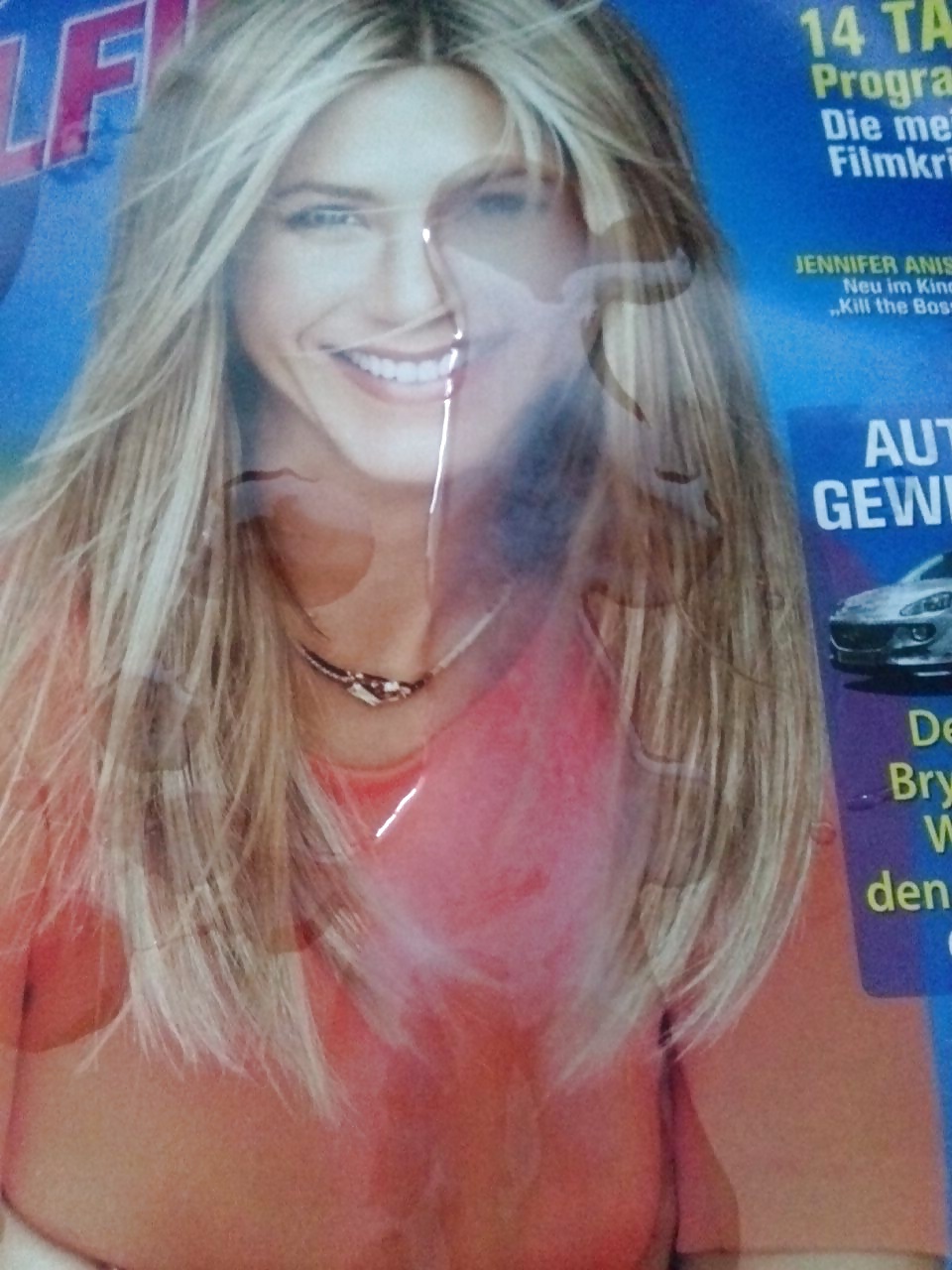 Jennifer aniston
 #40013385