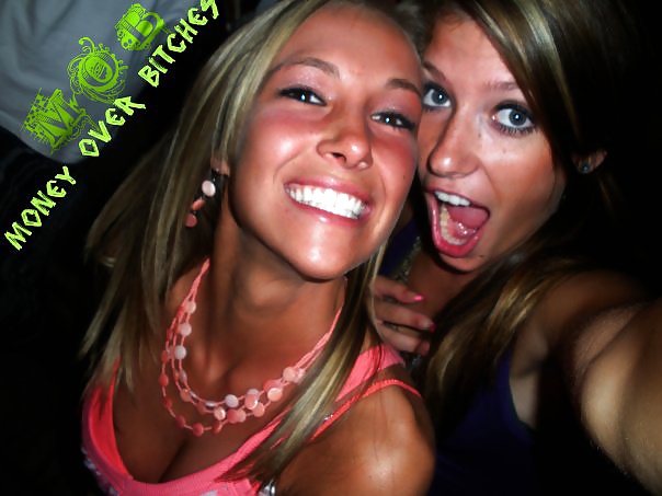 Facebook Jugendliche 14 #28908511