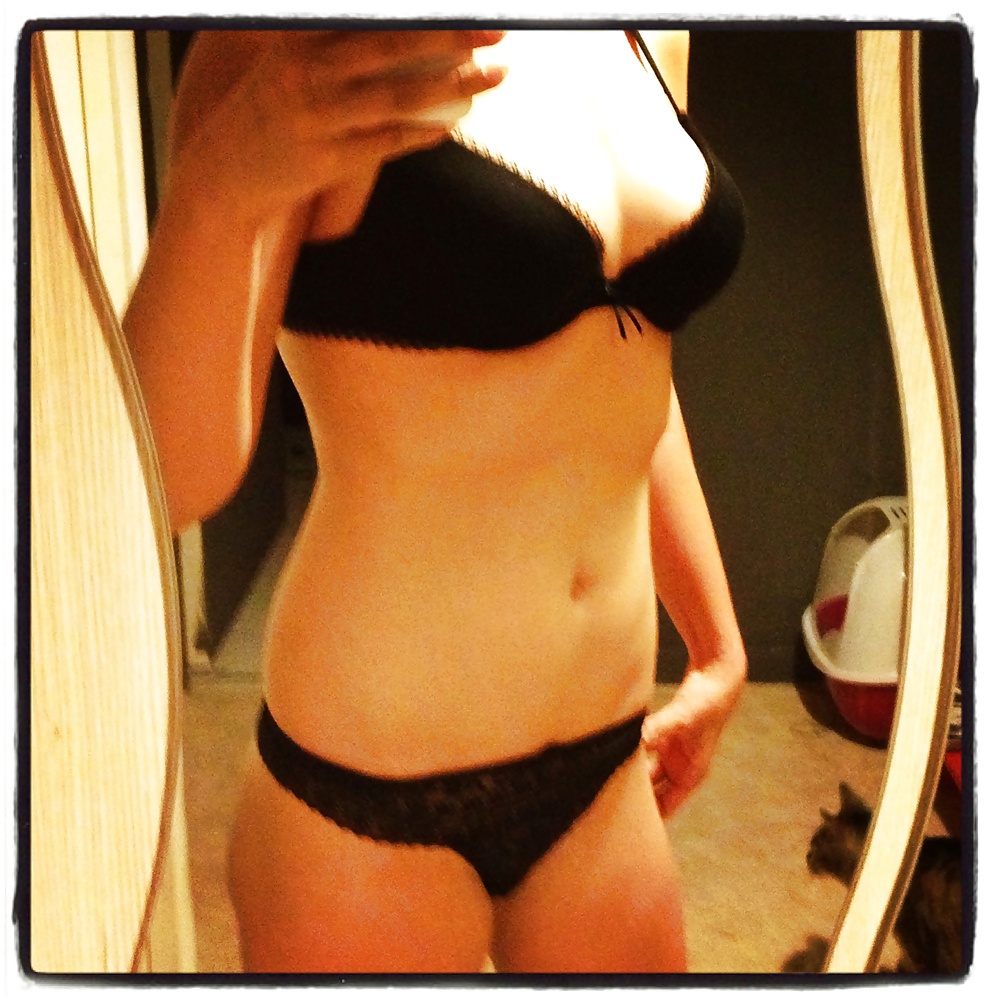 Les amies
 #27579477