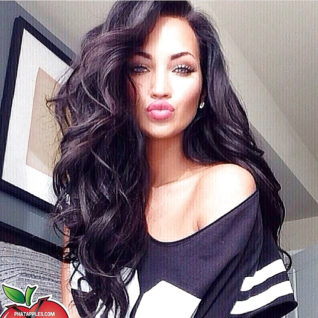 Putas gitanas, besando los labios 2.
 #32203141