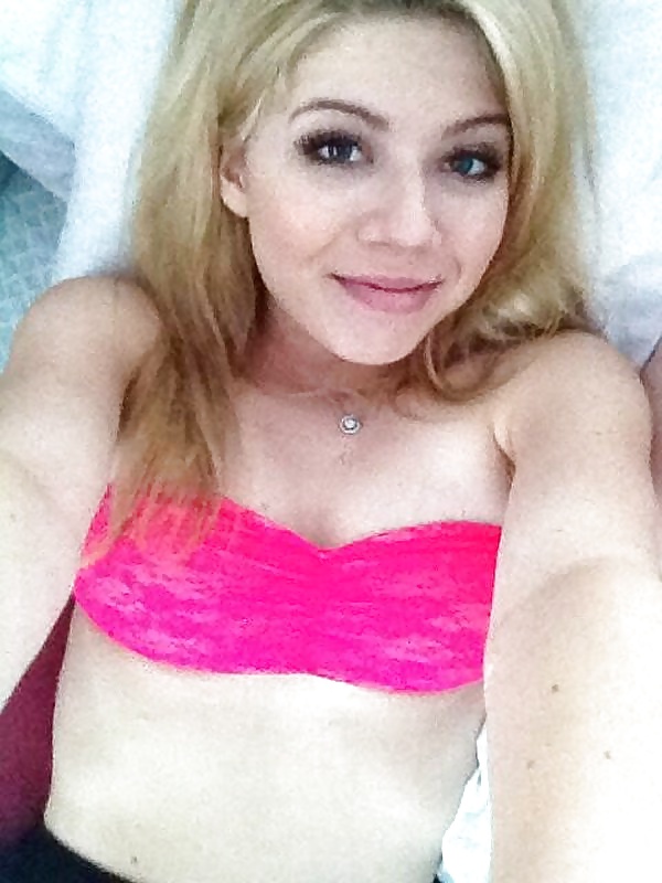 Jennette mccurdy
 #35614925