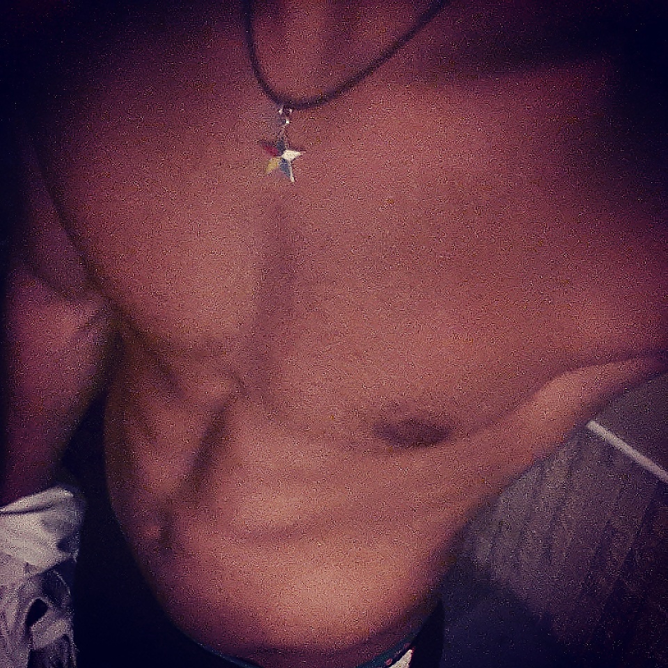 Yo... ¡contacta conmigo chicas!
 #30944460