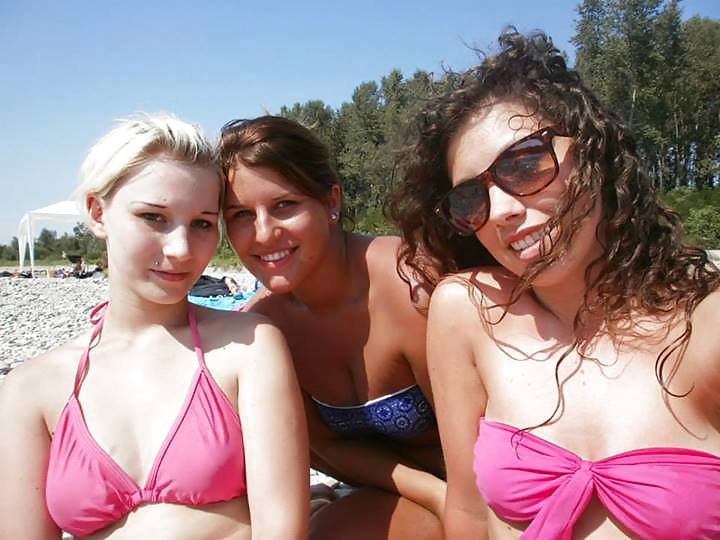 Ver a través de los pezones en las putas jóvenes comentario pls
 #23003193