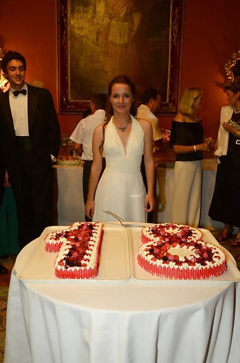 Ver a través de los pezones en las putas jóvenes comentario pls
 #23003198