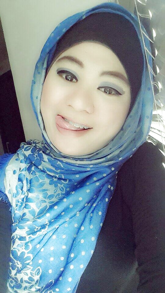 tudung
 #26139994