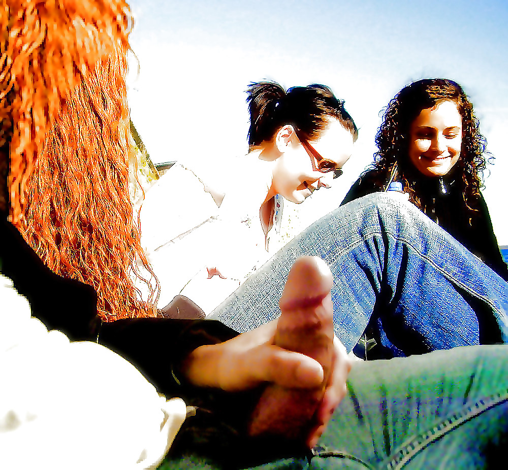 Public Display 40 #35221622