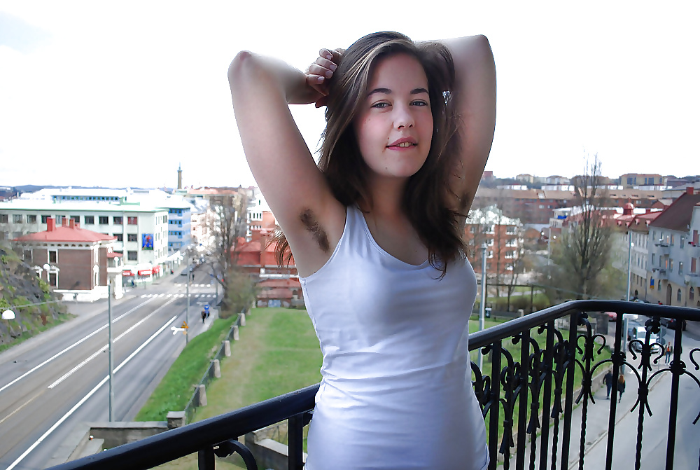 Niza sudor 3
 #31077401
