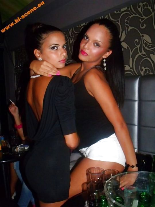 Sexy Serbisches Mädchen 34 #29748815