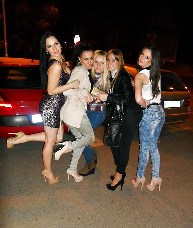 Sexy Serbisches Mädchen 34 #29748874