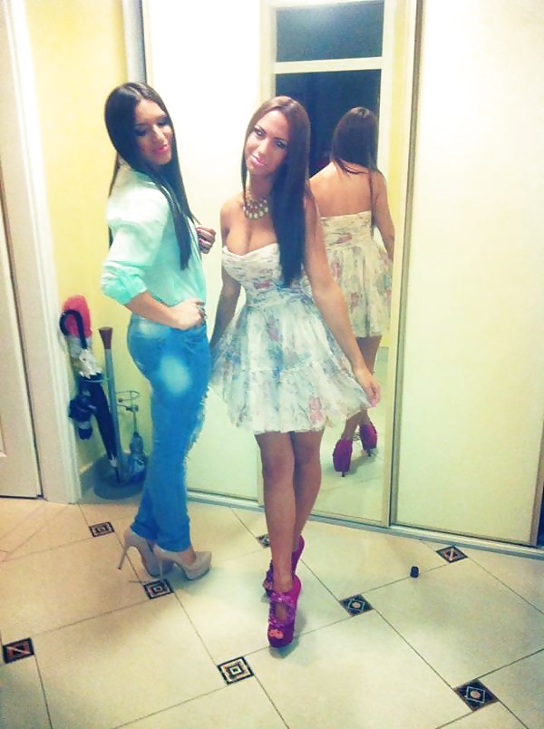 Sexy Serbisches Mädchen 34 #29748883