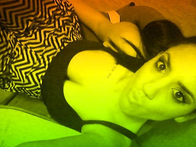 Sexy Serbisches Mädchen 34 #29748924