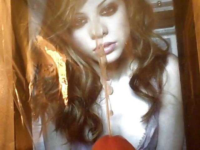 MichelleTrachtenberg makes me cum #40457909