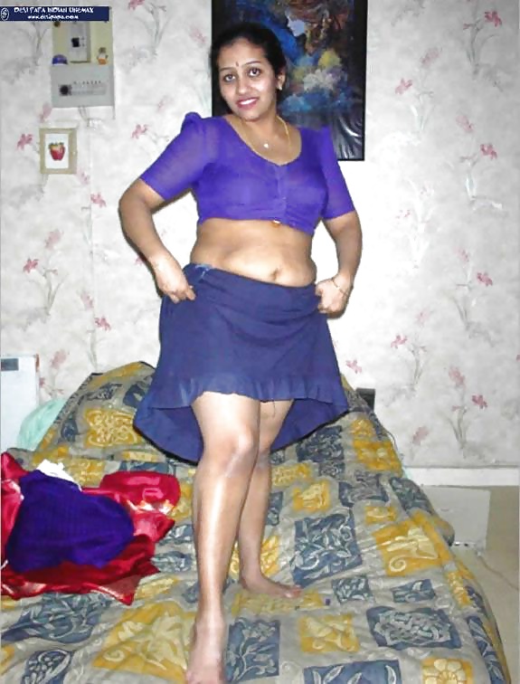 Desi Aunty Photo Album #29937313