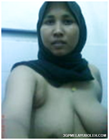 Makcik tudung #24292386