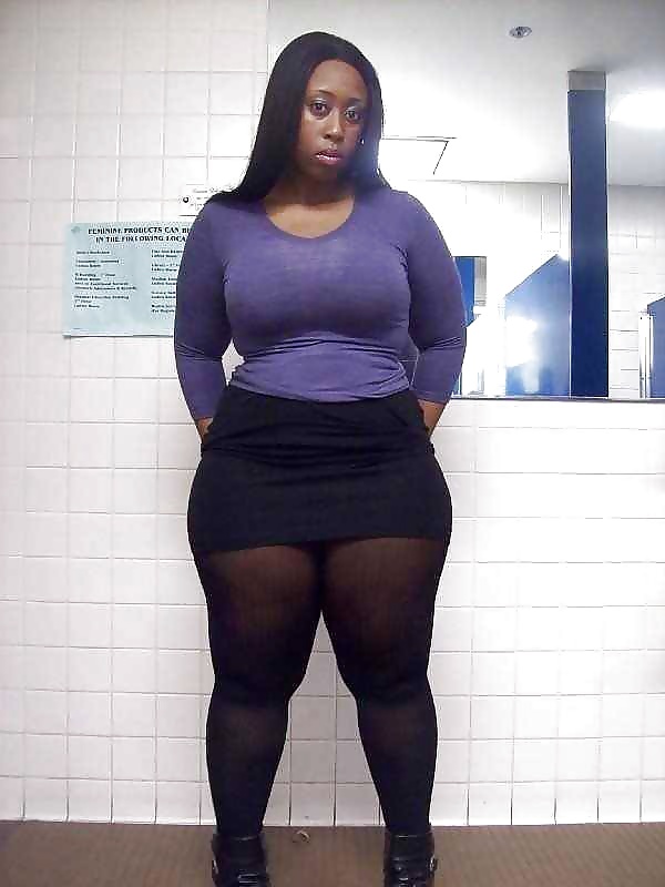 MORE black girls in pantyhose!  I love em so much! #32636559