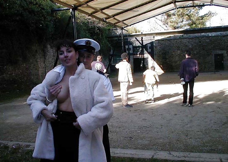 Nadine francesa disfrutando de la marina 2003 - parte 1
 #25069933