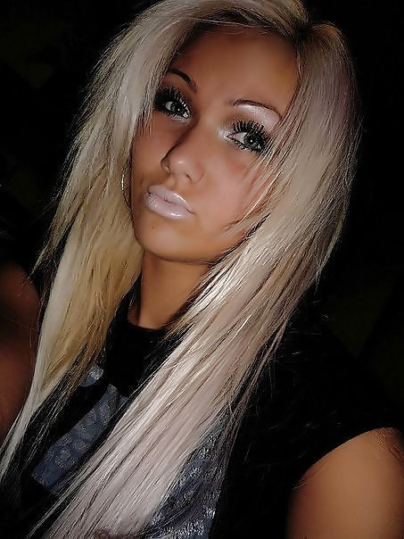 Make-up Make-up # 2 #24220576