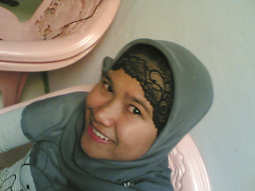 Tudung 16
 #25219725
