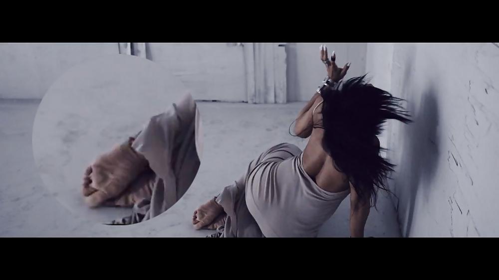Rihanna feet in her music video #25331507