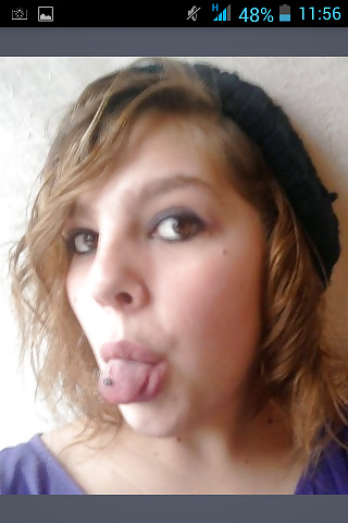 Piercing de chienne badoo
 #27121250