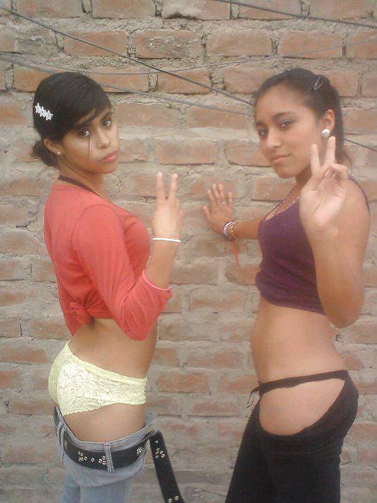 Sexy Latina Teens 11 #23029688