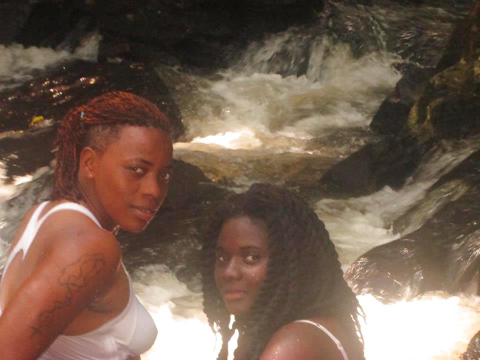 Lesbianas en camerún
 #23175770