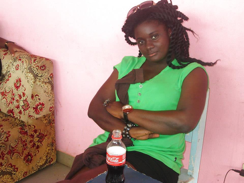 Lesbiche in camerun
 #23175809