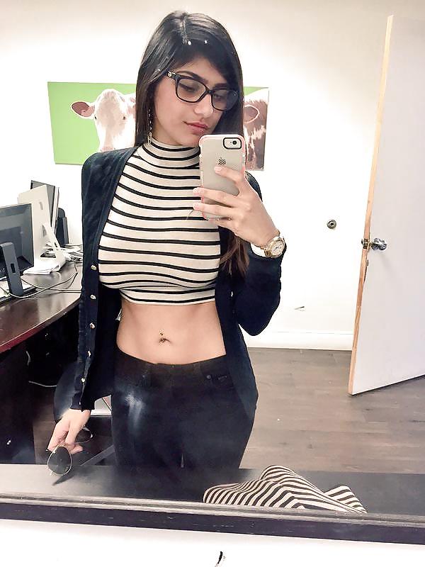 Mia Khalifa 2 #40698528