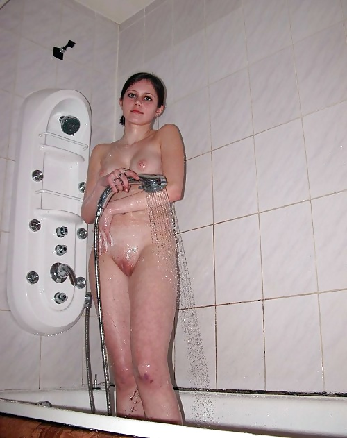 Foto della doccia delle ragazze del bagno
 #39519505
