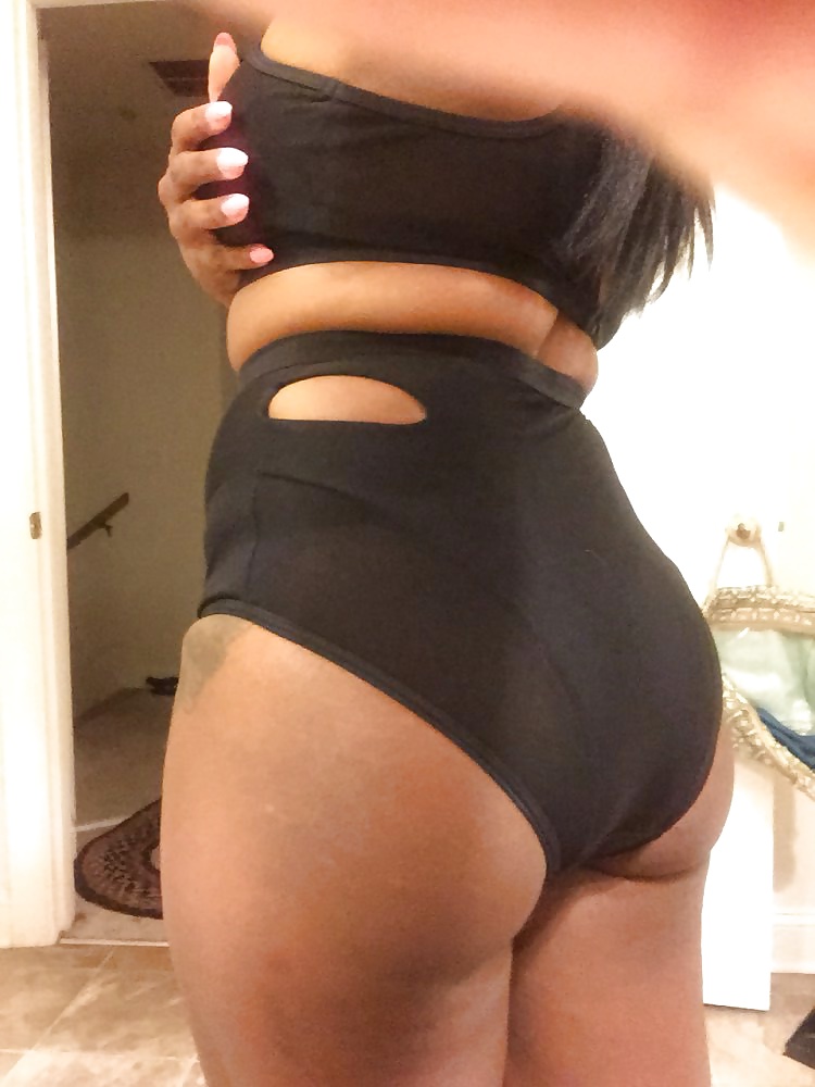 Negras y mulatas
 #41013624