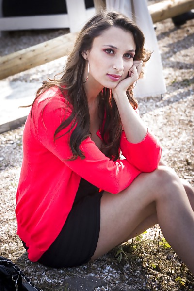 Mounira hadj mansour & fatma genc
 #23363235