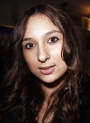 Mounira hadj mansour & fatma genc
 #23363239